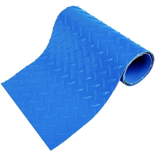 MATA  ANTYPOŚLIZGOWA POD DRABINKĘ BASENOWĄ