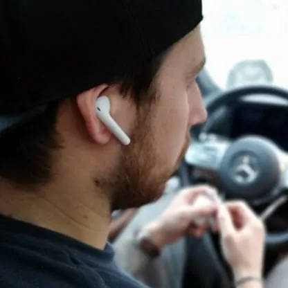 WHITE PODS SŁUCHAWKI BEZPRZEWODOWE BLUETOOTH DOUSZNE ETUI ŁADUJĄCE